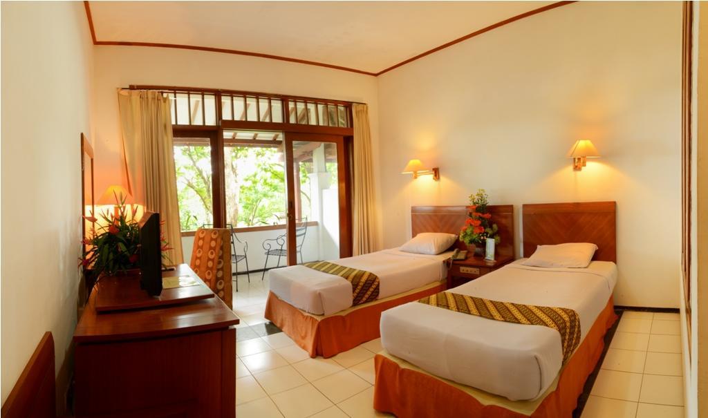 Hotel Tidar Malang Exterior foto
